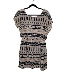 City Triangles Dress Chiffon Geometric Pattern Tan Black Aztec Boho‎ Mini L